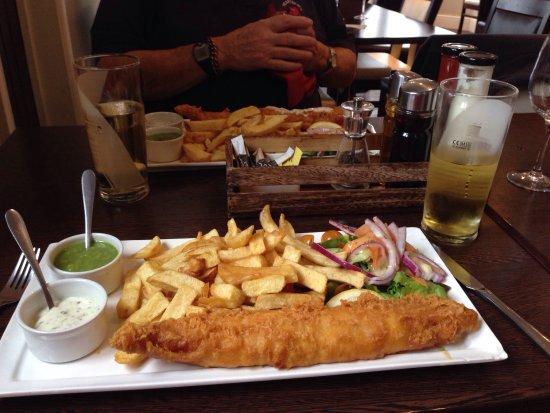 Queens Fish & Chips Restaurant